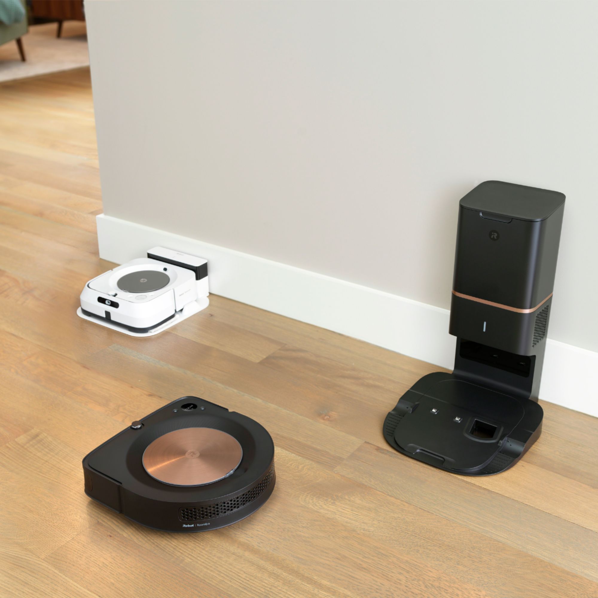 iRobot Roomba s9+ (9550) Wi-Fi Connected Self-Emptying Robot Vacuum